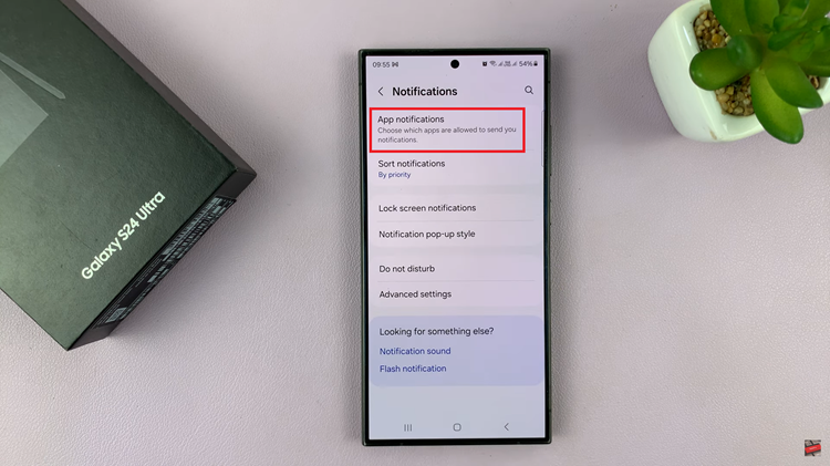 Hide WhatsApp Notifications On Lock Screen Of Samsung Galaxy S24s
