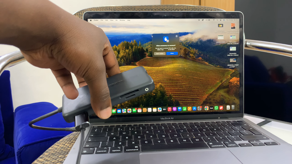 Cómo conectar un micrófono USB a una Mac/MacBook