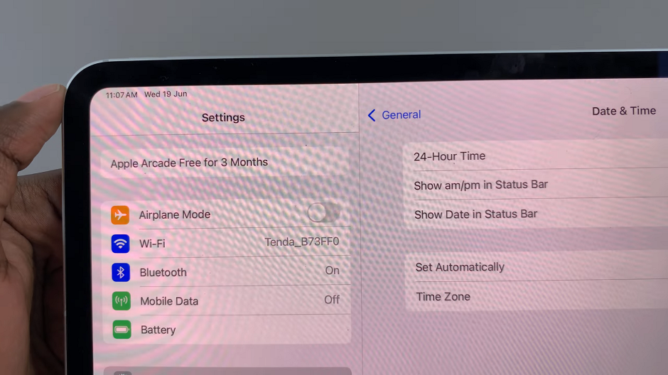 How To Switch Between 12-Hour & 24-Hour Time System On iPad