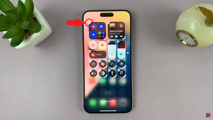 How To Add & Remove App Icons On Control Center On iOS 18