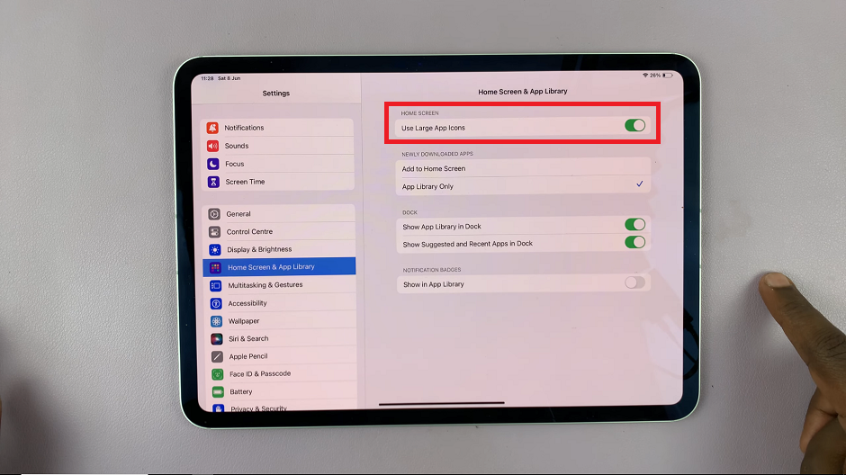 Use Large App Icons On M4 iPad Pro