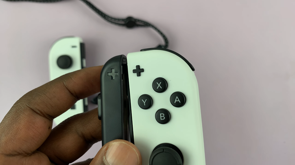 How To Attach Wrist Straps To Nintendo Switch JoyCons