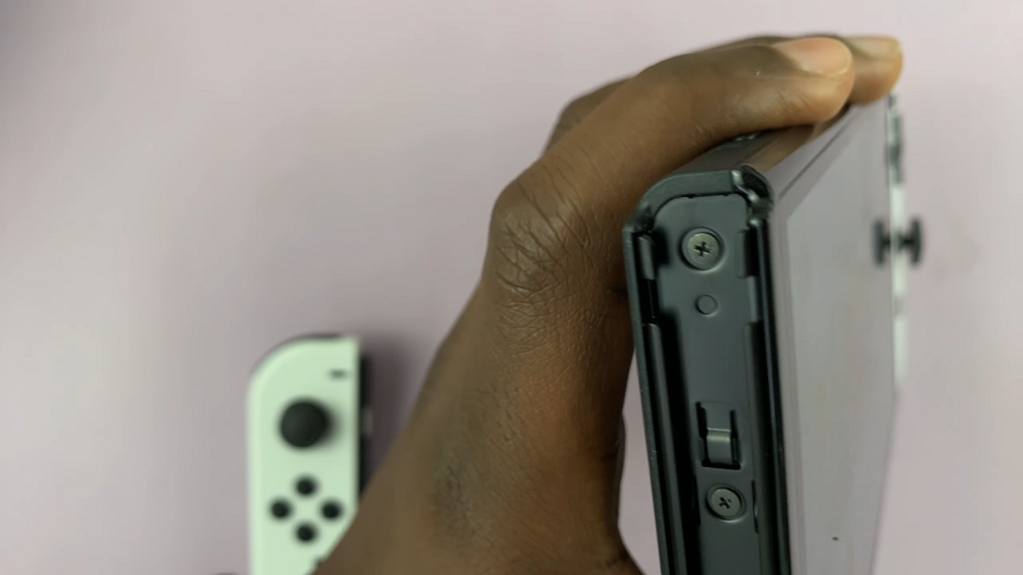 How To FIX Nintendo Switch JoyCons Not Working