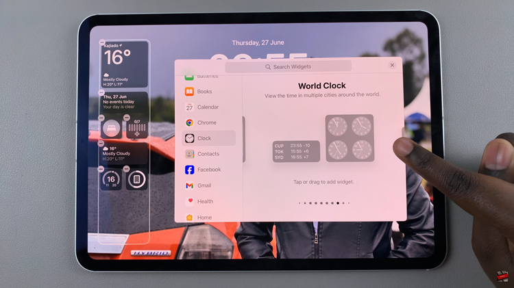 How To Add World Clock To Lock Screen On iPad