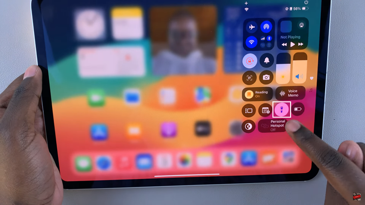 How To Adjust Flashlight Brightness On iPad