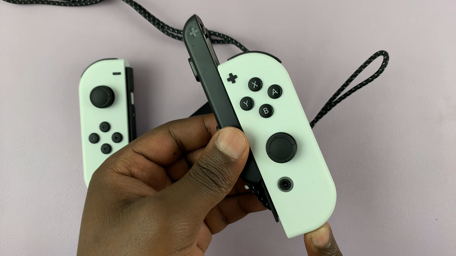 Attach Wrist Straps To Nintendo Switch JoyCons