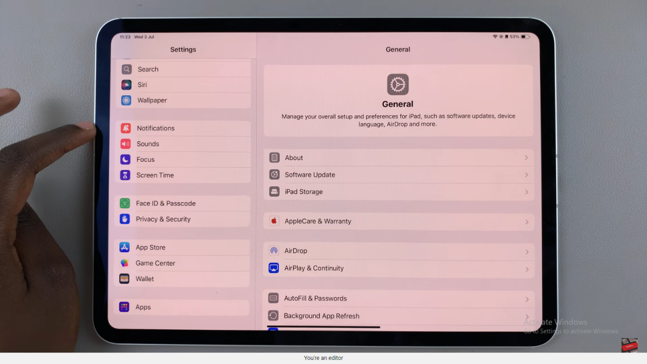 Allow Siri To Announce Notifications On iPad