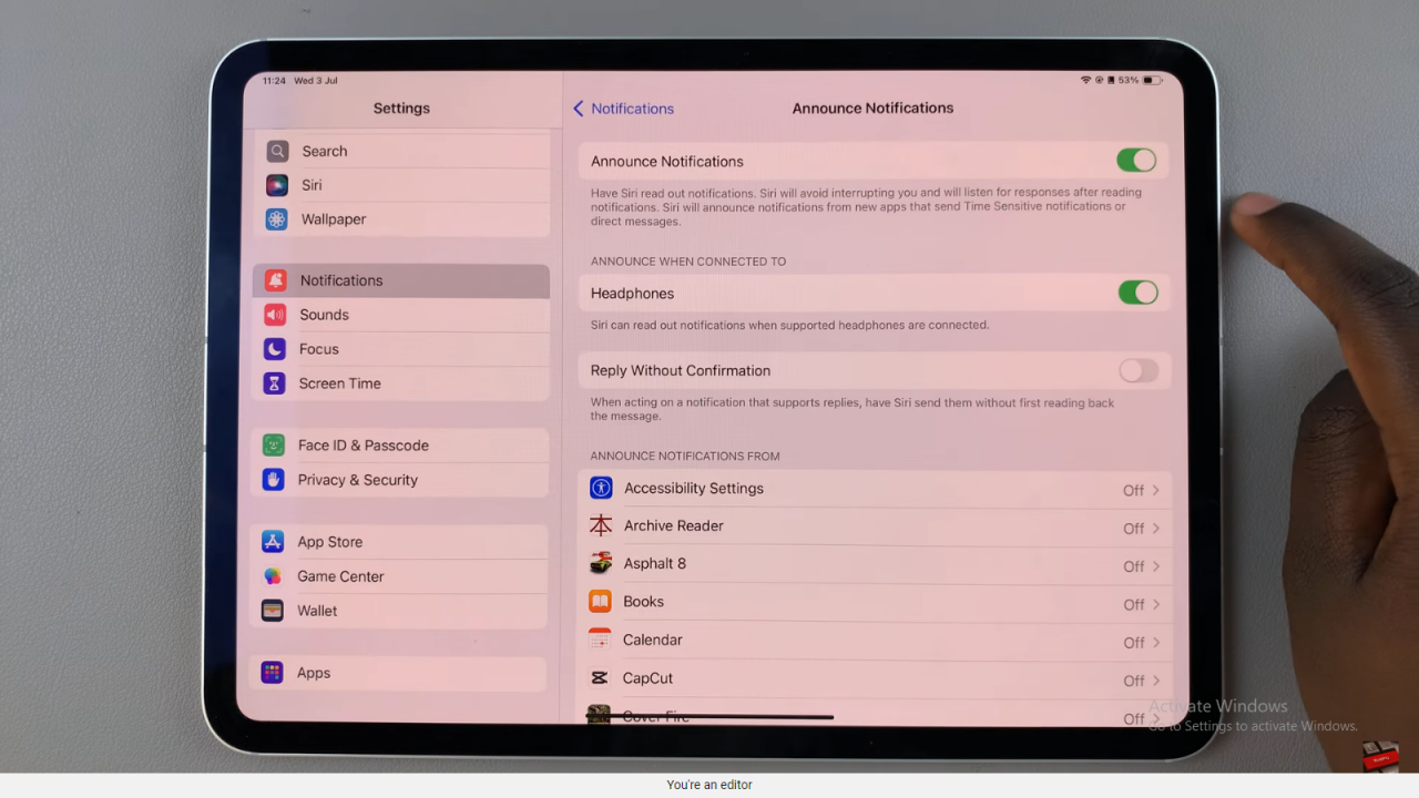 Allow Siri To Announce Notifications On iPad