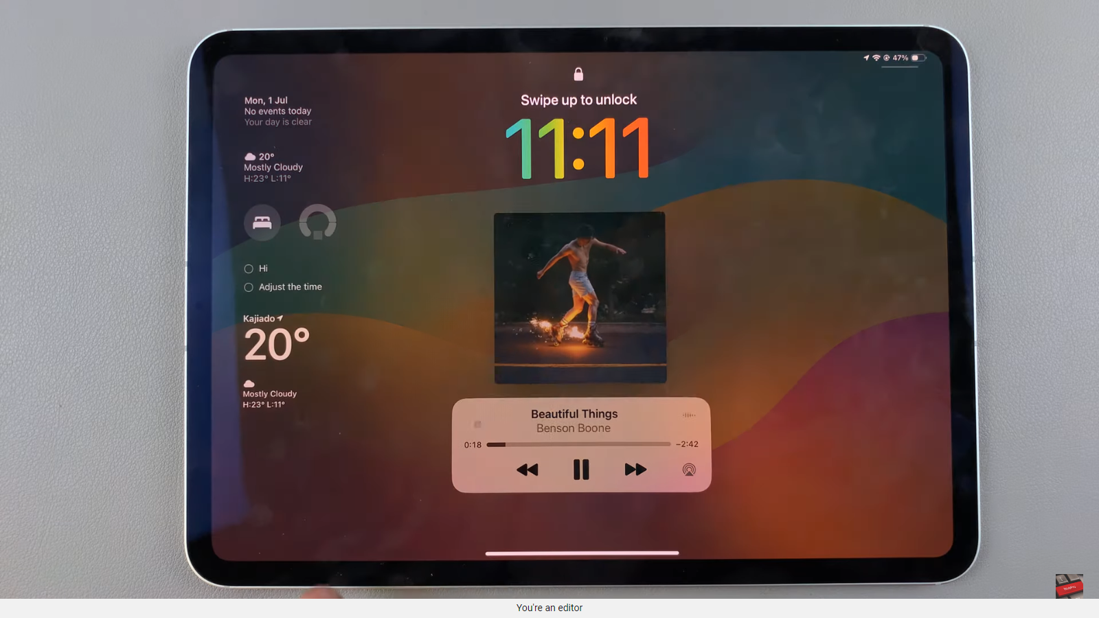 How To See Full Screen Album Art On Lock Screen Of iPad