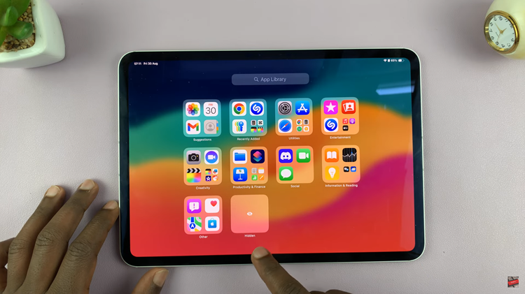 How To Hide Apps On iPad