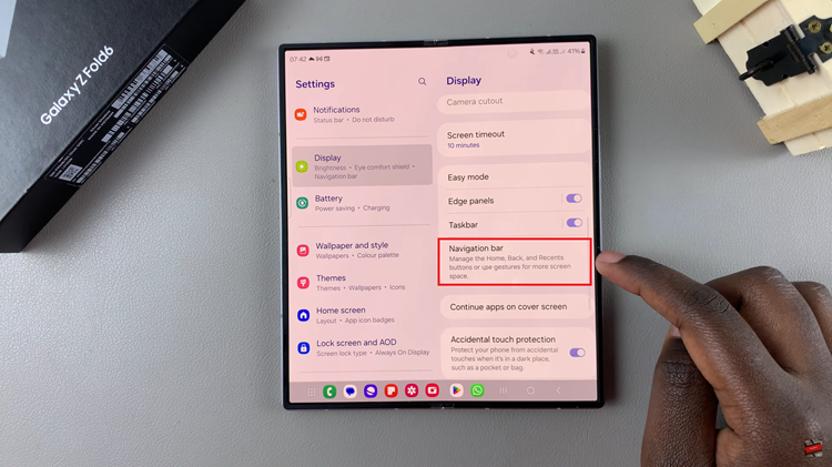 How To Switch Between Buttons & Gestures On Samsung Galaxy Z Fold 6