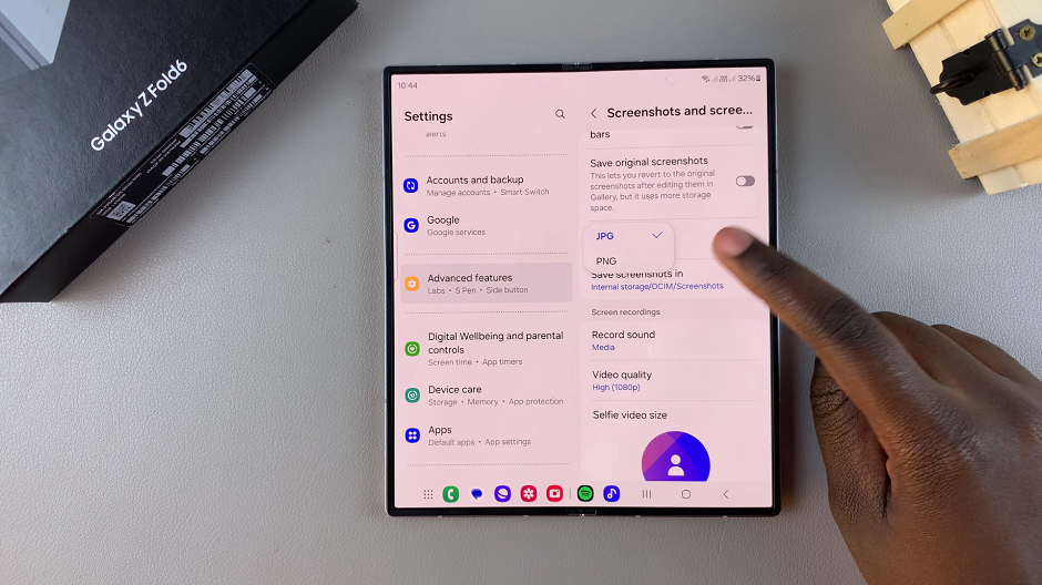 Change Screenshot Format On Galaxy Z Fold 6