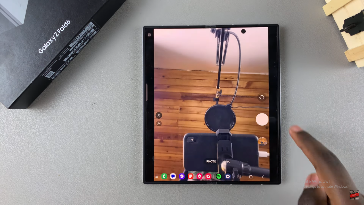 Enable/ Disable Selfie Camera Mirror Effect On Samsung Galaxy Z Fold 6