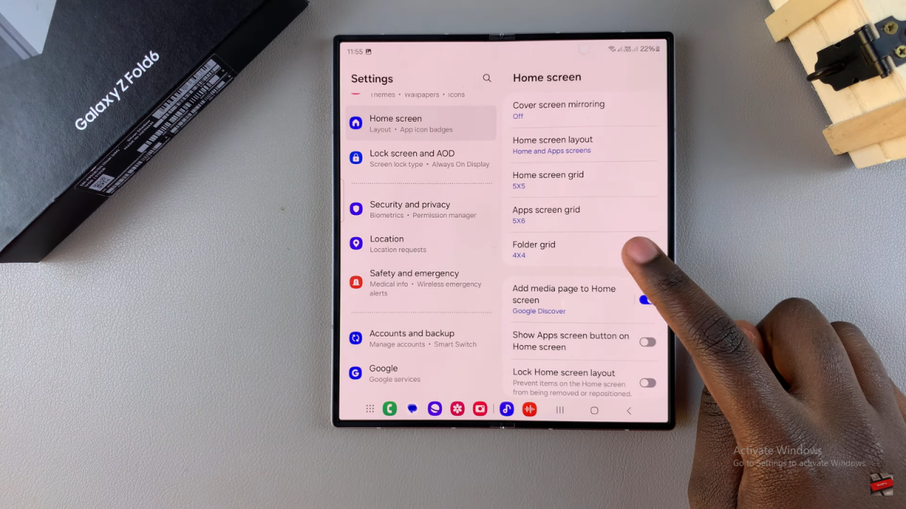 Change Grid Size Of Home Screen Folder On Samsung Galaxy Z Fold 6