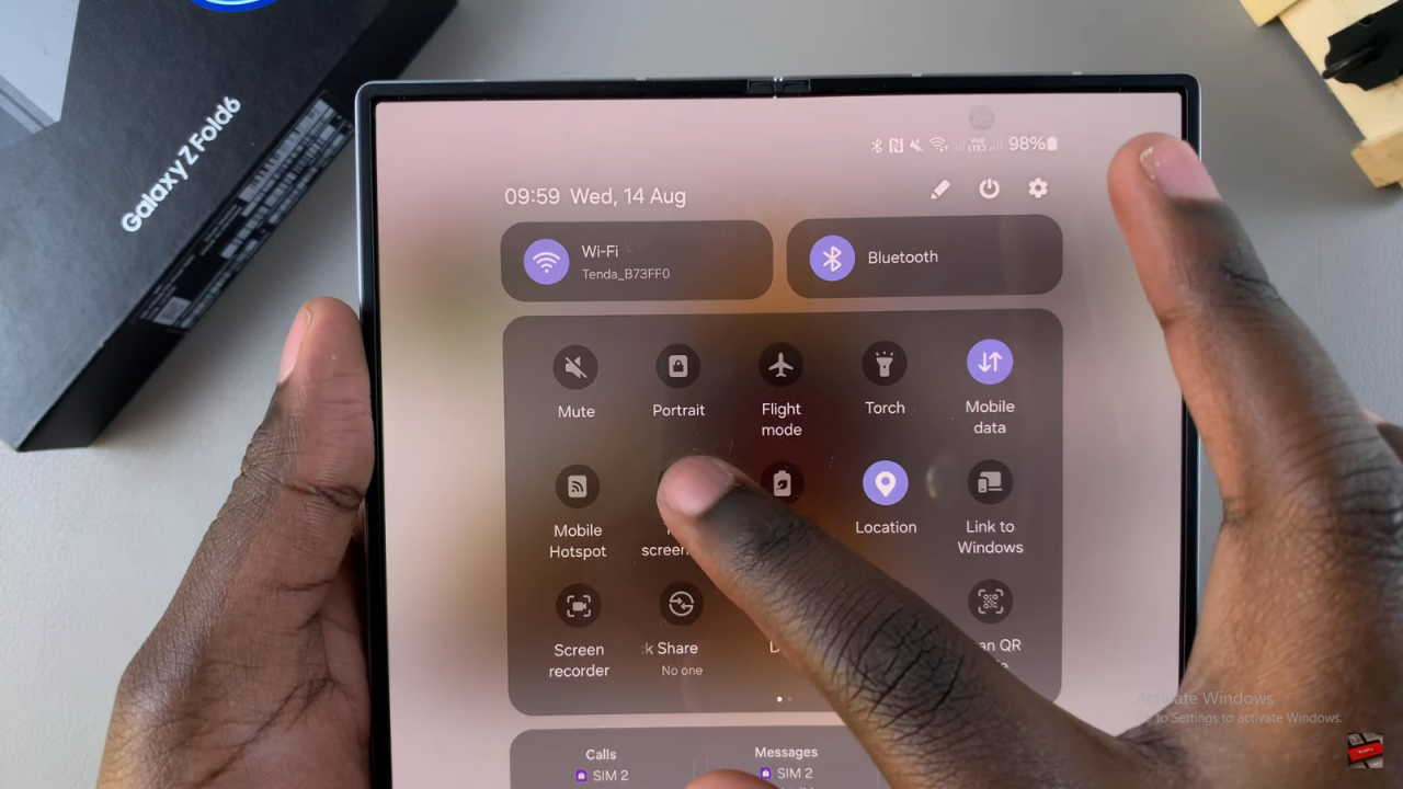 Take Scrolling Screenshot On Samsung Galaxy Z Fold 6