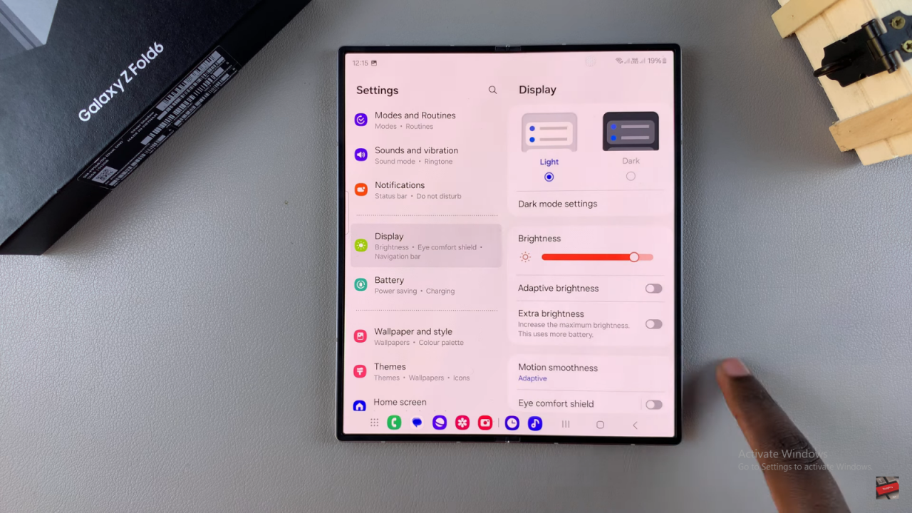 Turn ON/OFF Extra Brightness On Samsung Galaxy Z Fold 6