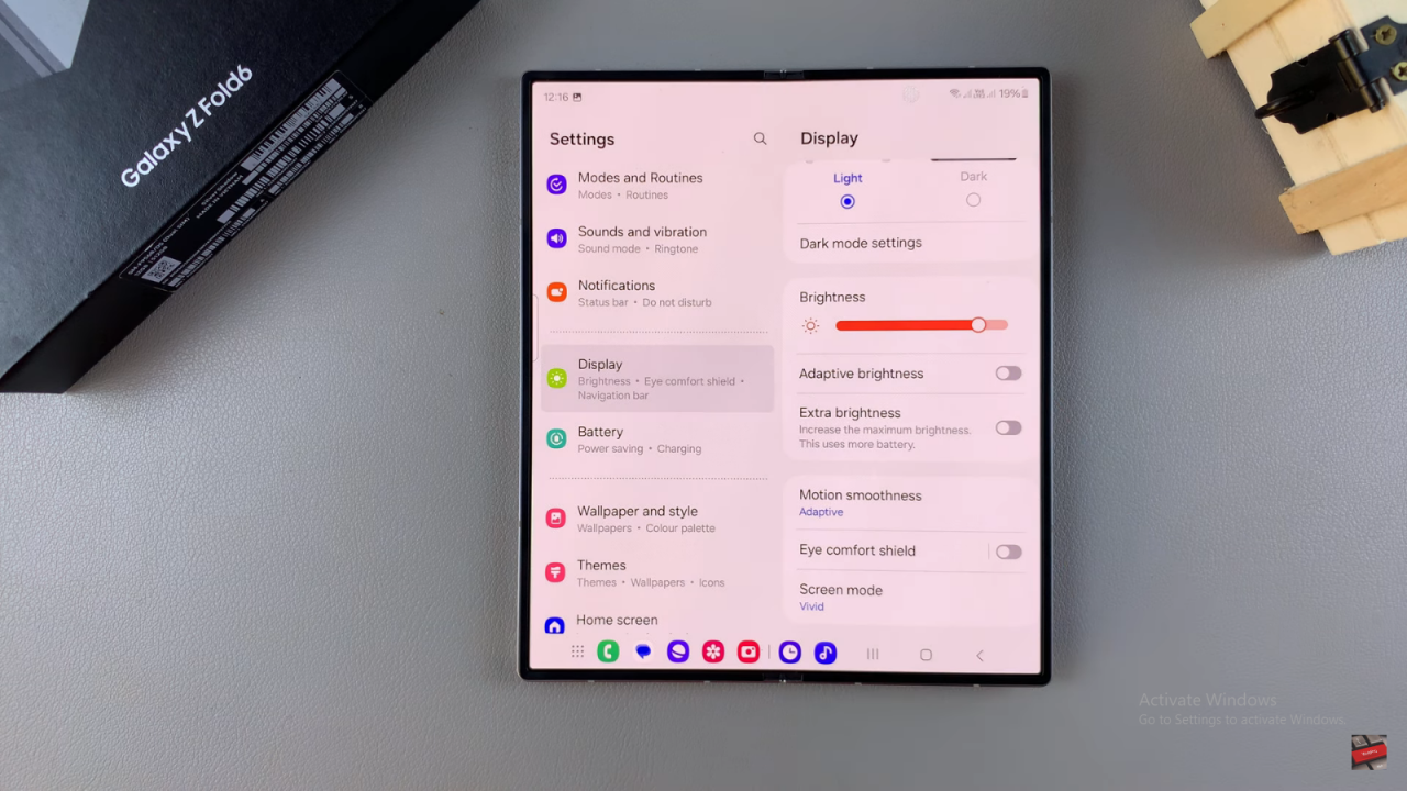 Turn ON/OFF Extra Brightness On Samsung Galaxy Z Fold 6