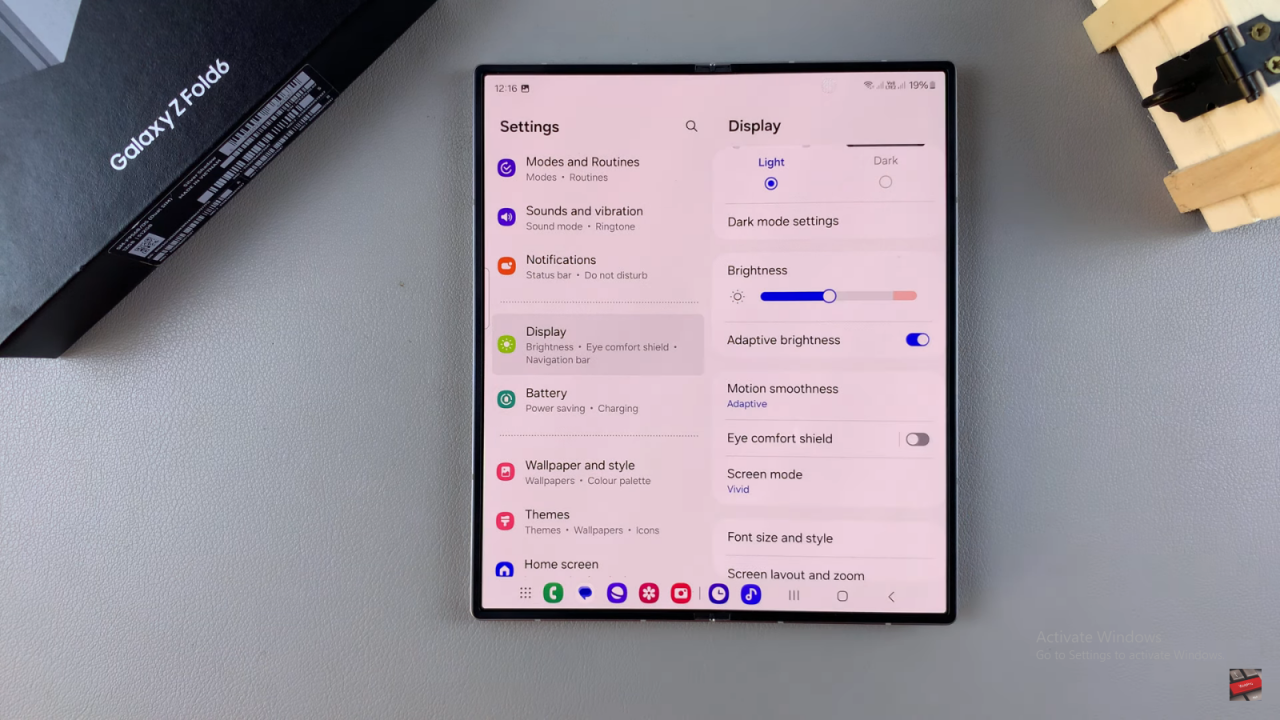 Turn ON/OFF Extra Brightness On Samsung Galaxy Z Fold 6