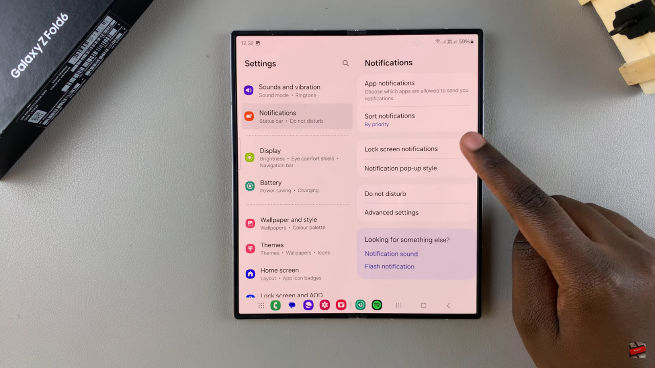 Hide Notification Contents On Lock Screen Of Samsung Galaxy Z Fold 6