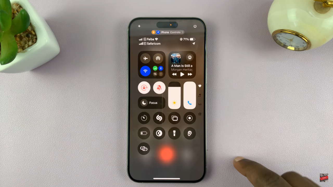 Enable Voice Isolation In iOS 18