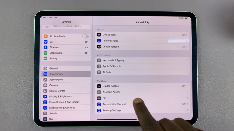 How To Enable / Disable Type To Siri On iPad