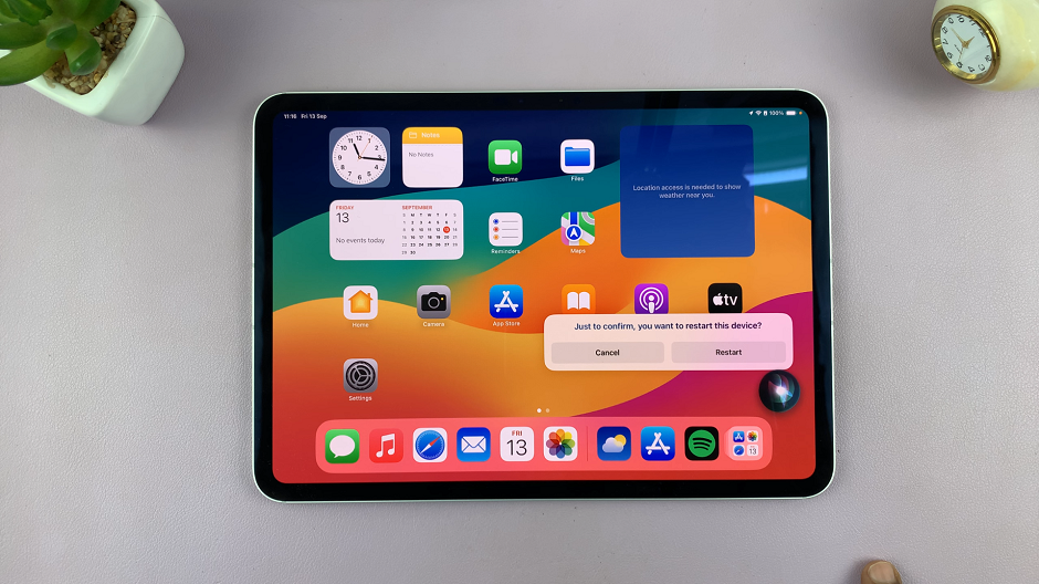 How To Restart iPad with Siri