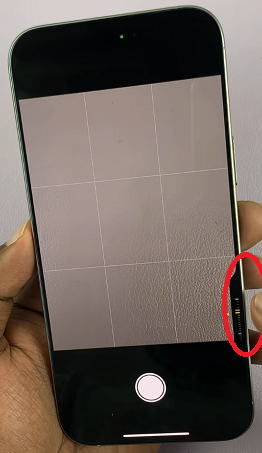Camera Control Button On iPhone 16 / 16 Pro