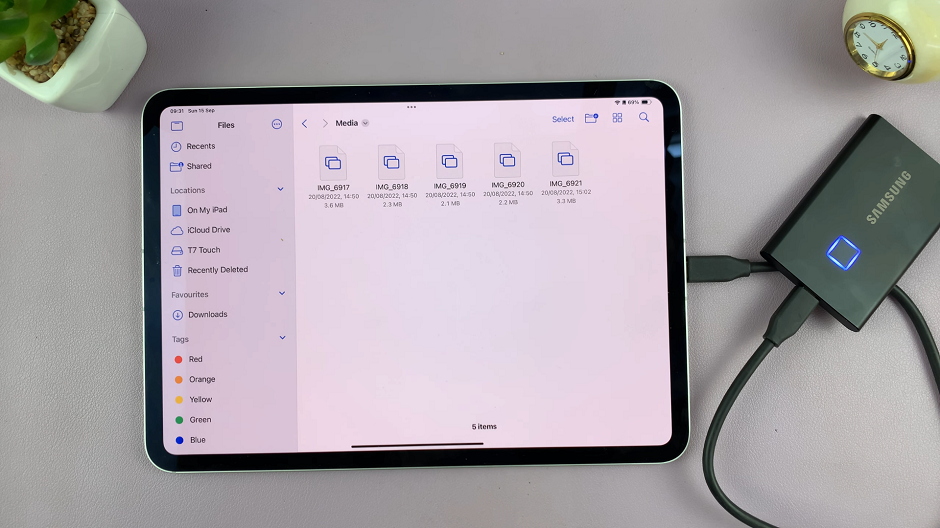 How To Transfer Photos & Videos From iPad To External Drive