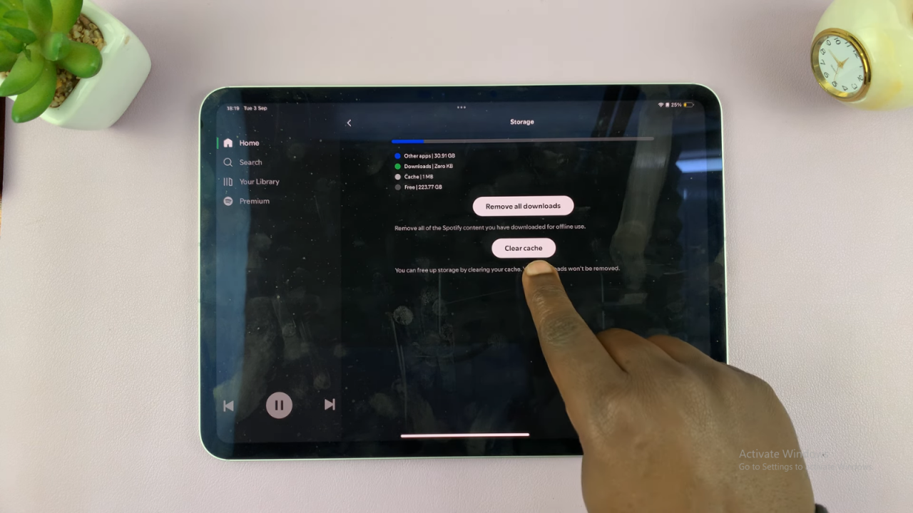 Clear Spotify Cache On iPad